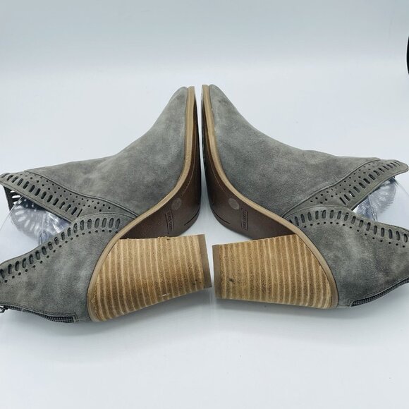 Vince Camuto Boots Womens Size 8 Gray Suede Leather Zip Ankle Heel Booties - Picture 11 of 11